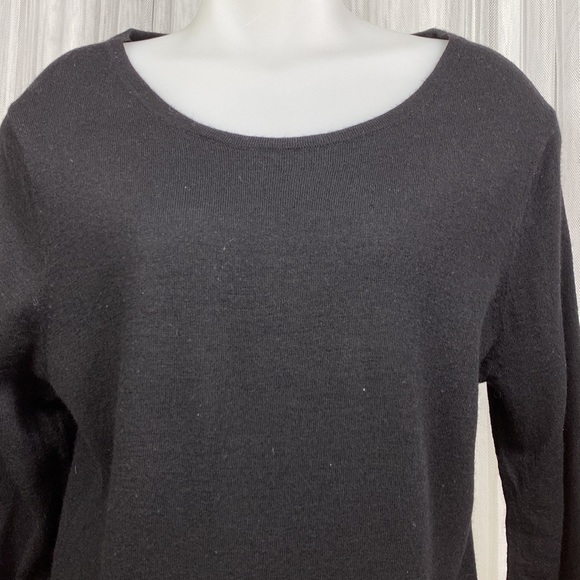 Badgley Mischka 100% merino wool sweater - Picture 3 of 12